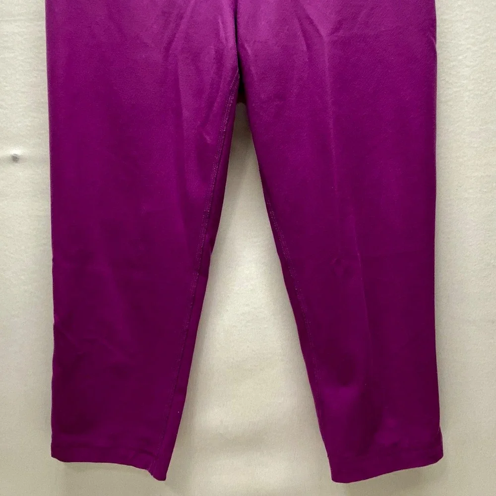 Nike Dri Fit Legendary Capri Leggings Women's Small Purple Plum Activewear‎ GUC